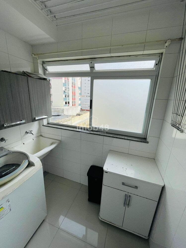 Apartamento à venda com 3 quartos, 86m² - Foto 2