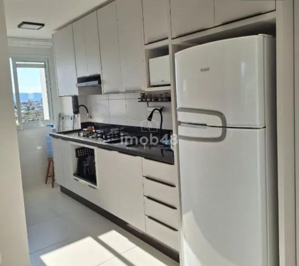 Apartamento à venda com 2 quartos, 56m² - Foto 1