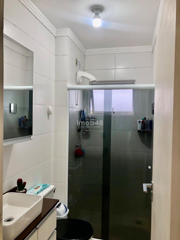Apartamento à venda com 2 quartos, 76m² - Foto 19