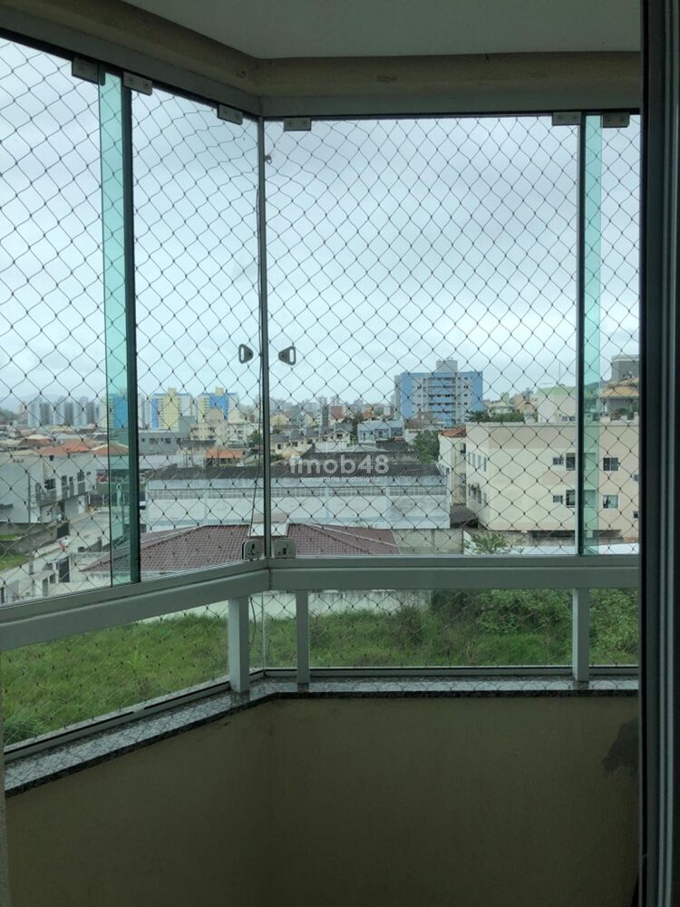 Apartamento à venda com 2 quartos, 76m² - Foto 14