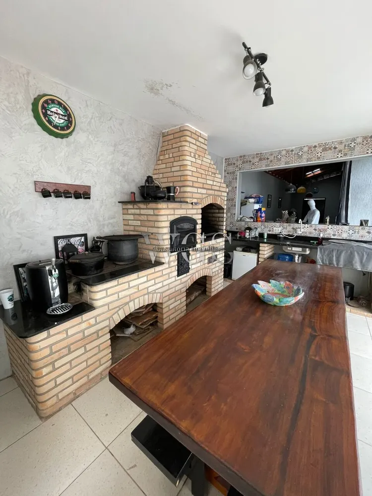 Casa, 3 quartos, 250 m² - Foto 2