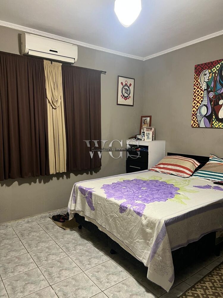 Casa à venda com 3 quartos, 160m² - Foto 2