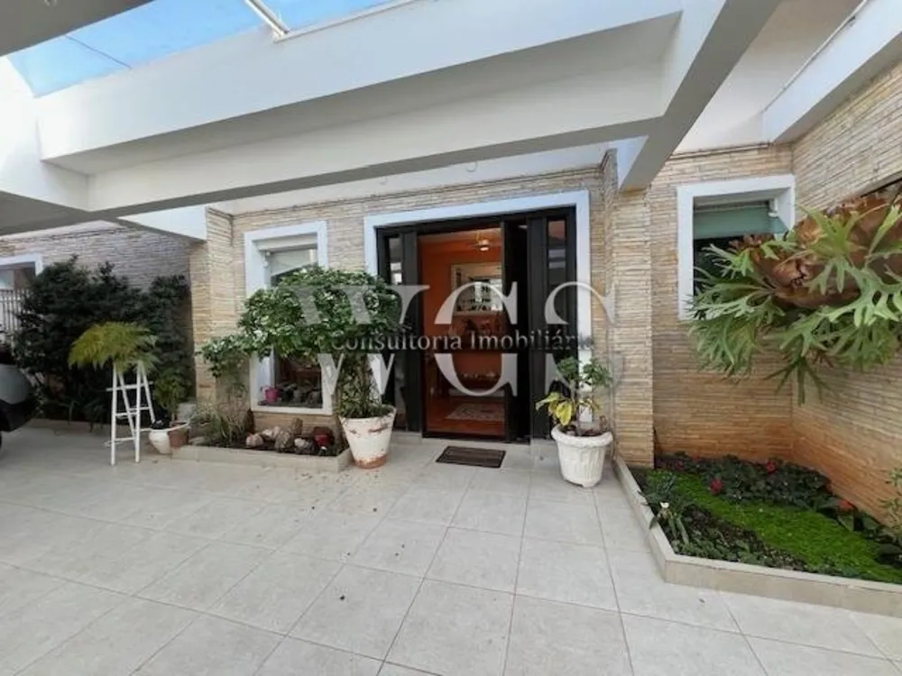 Casa, 4 quartos, 391 m² - Foto 1
