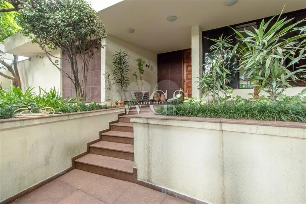 Sobrado, 4 quartos, 563 m² - Foto 1