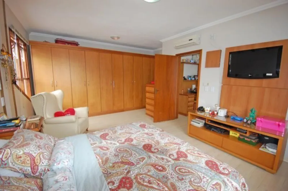 Casa, 4 quartos, 240 m² - Foto 7