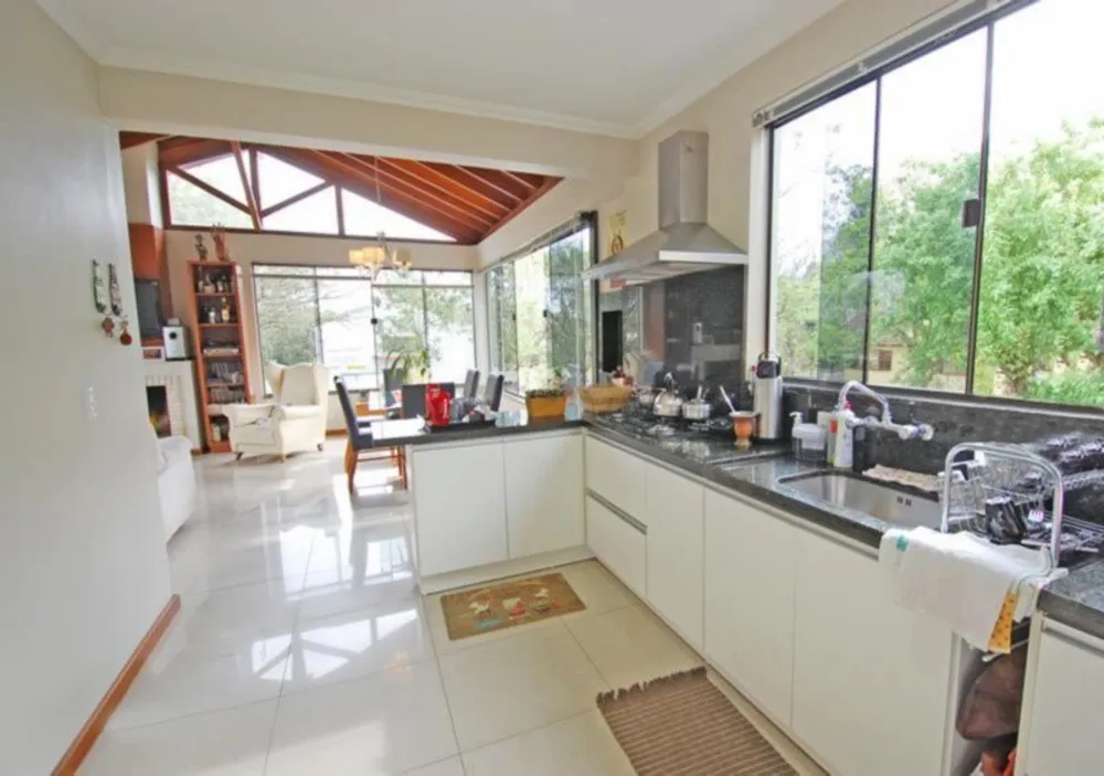 Casa, 4 quartos, 240 m² - Foto 5