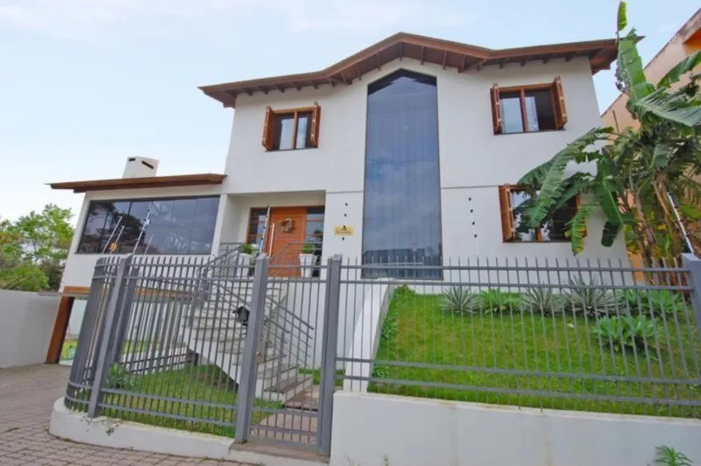 Casa, 4 quartos, 240 m² - Foto 2