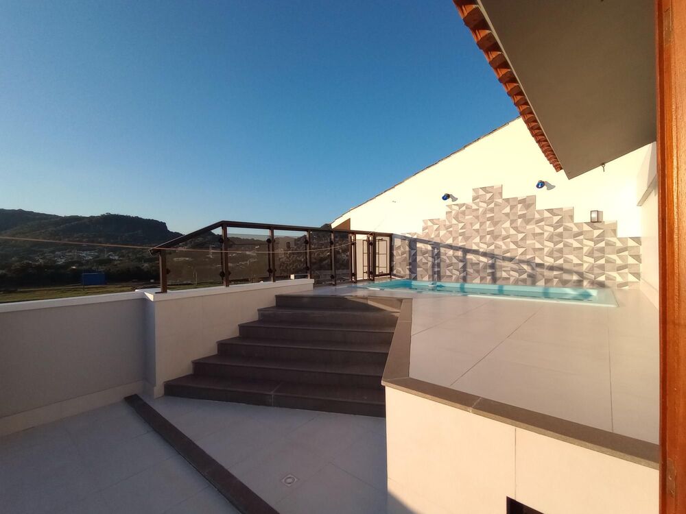 Cobertura à venda com 4 quartos, 313m² - Foto 1