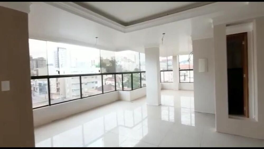 Apartamento, 3 quartos, 243 m² - Foto 2
