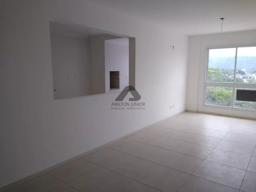 Apartamento à venda com 2 quartos, 72m² - Foto 3