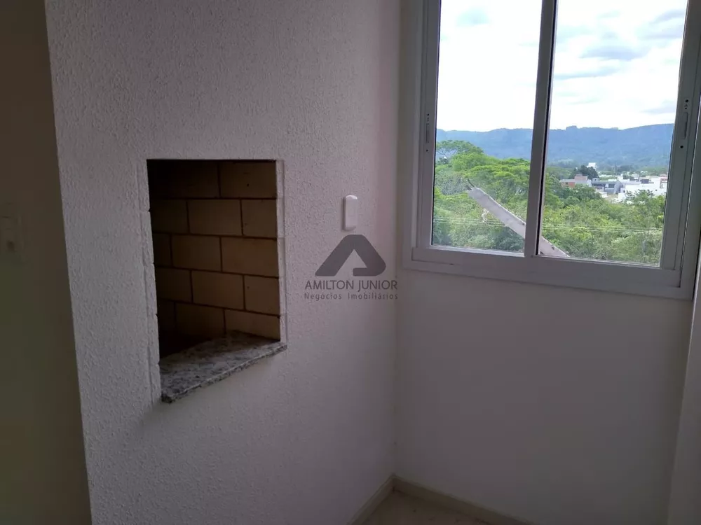 Apartamento à venda com 2 quartos, 72m² - Foto 4