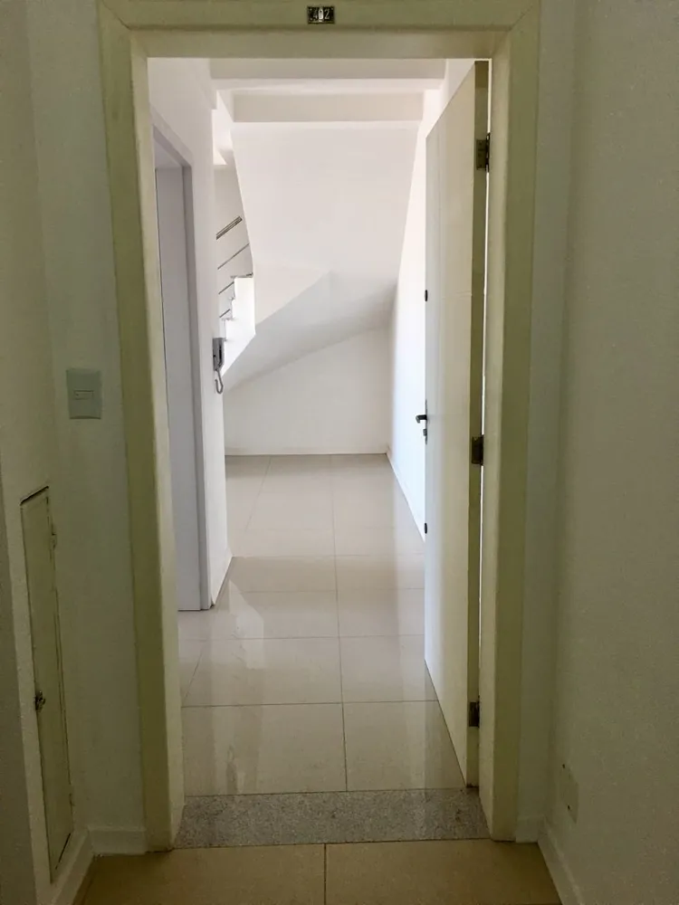 Cobertura, 4 quartos, 220 m² - Foto 4