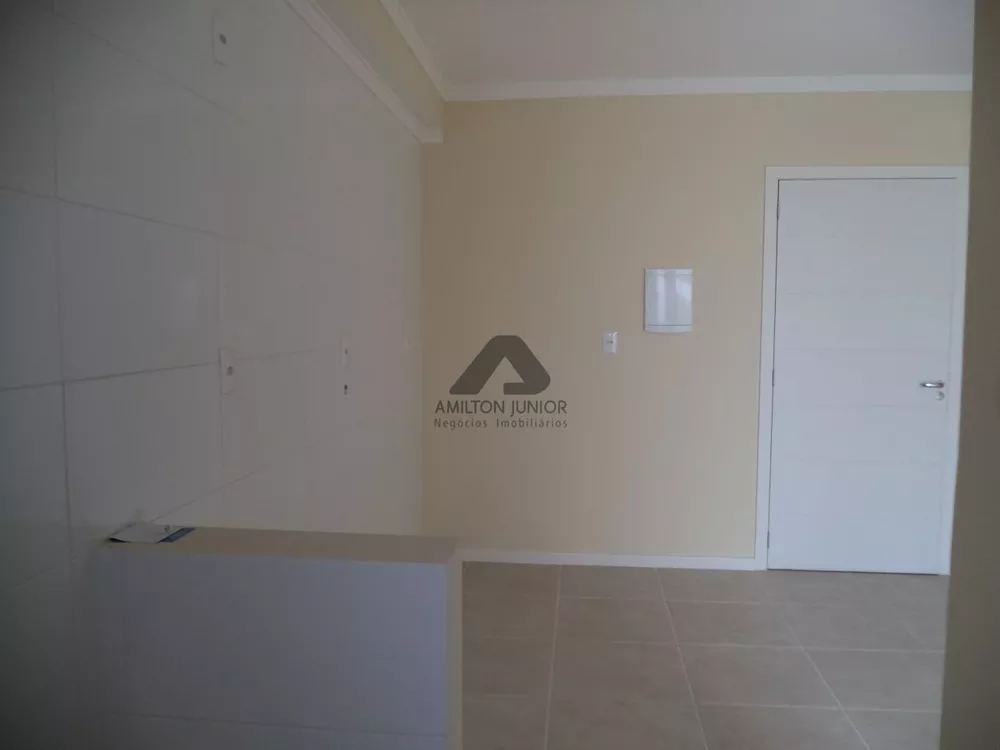 Apartamento à venda com 1 quarto, 37m² - Foto 3