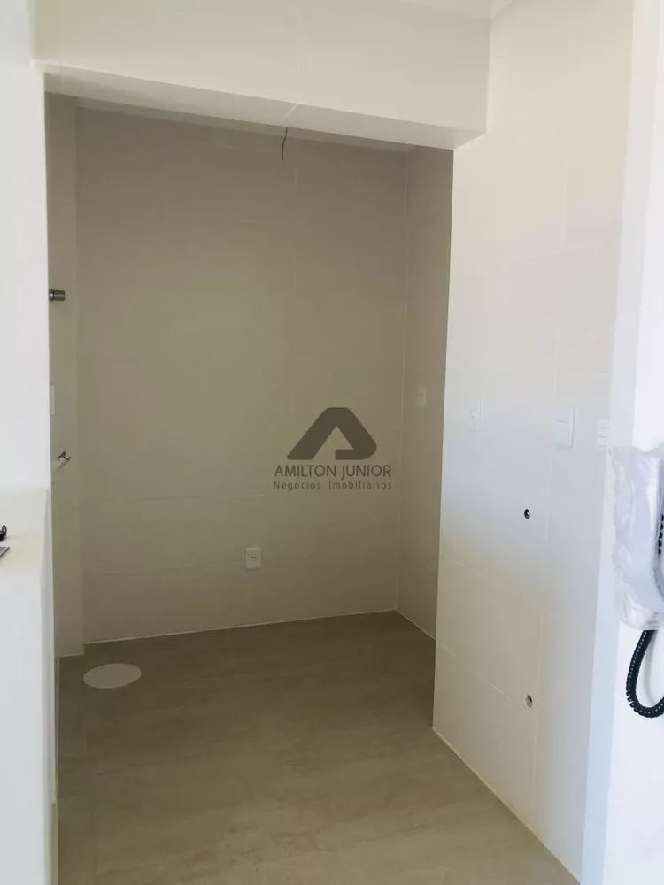 Apartamento à venda com 1 quarto, 42m² - Foto 3