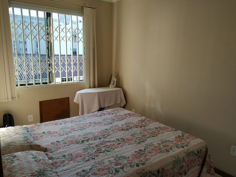 Apartamento à venda com 2 quartos, 75m² - Foto 10