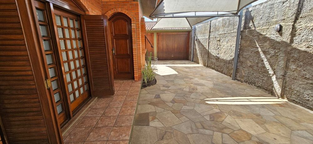 Casa, 3 quartos, 151 m² - Foto 1