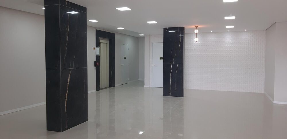 Cobertura, 3 quartos, 193 m² - Foto 2