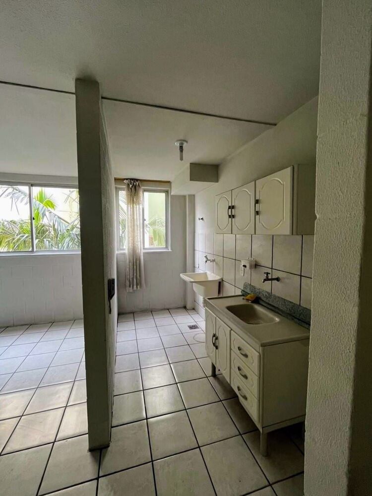 Apartamento à venda com 2 quartos, 44m² - Foto 2
