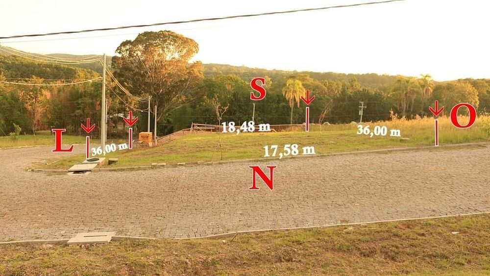 Terreno à venda, 648m² - Foto 1