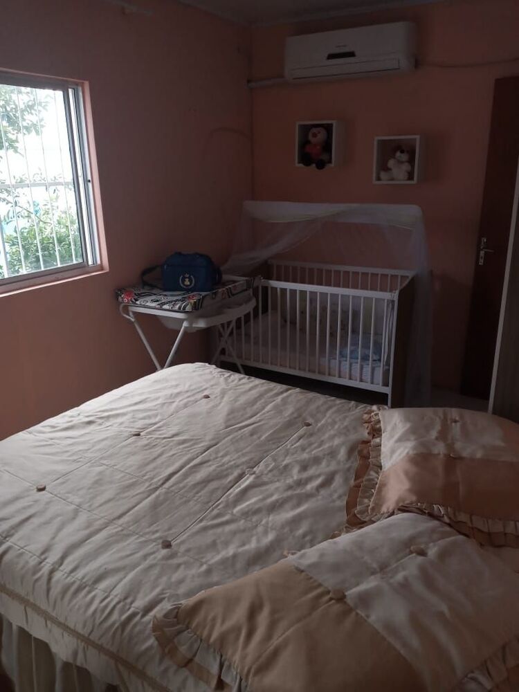 Casa à venda com 3 quartos, 124m² - Foto 2