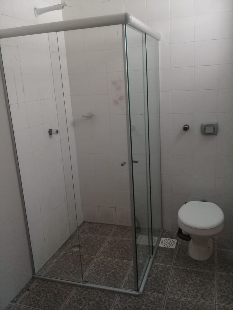 Apartamento à venda com 2 quartos, 75m² - Foto 2