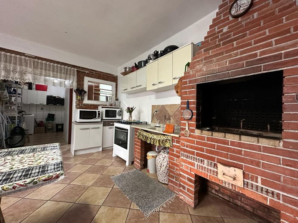 Casa, 3 quartos, 195 m² - Foto 2