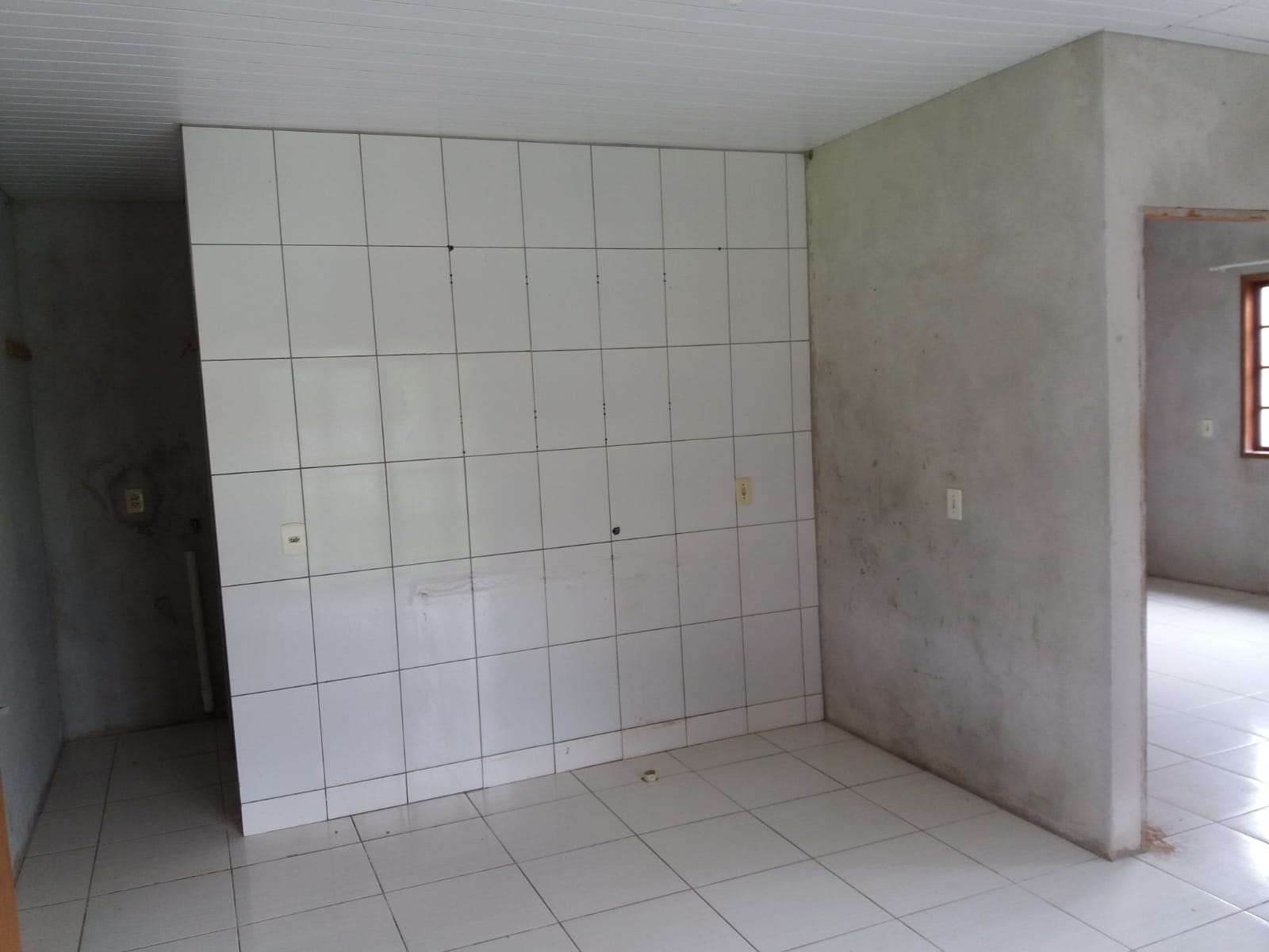 Casa à venda com 2 quartos, 50m² - Foto 3