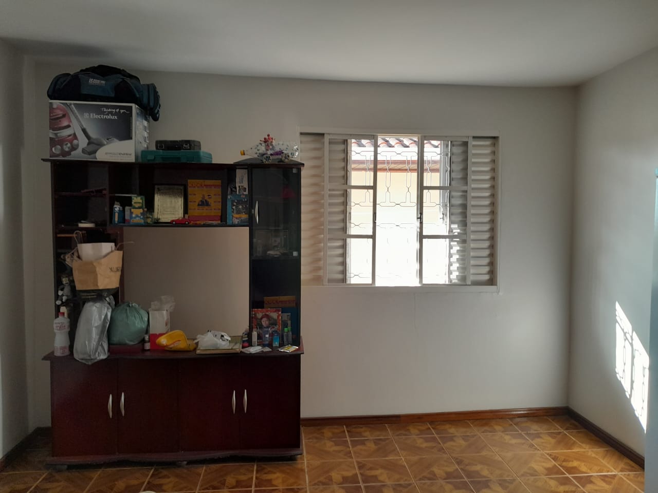 Casa à venda com 3 quartos, 100m² - Foto 4