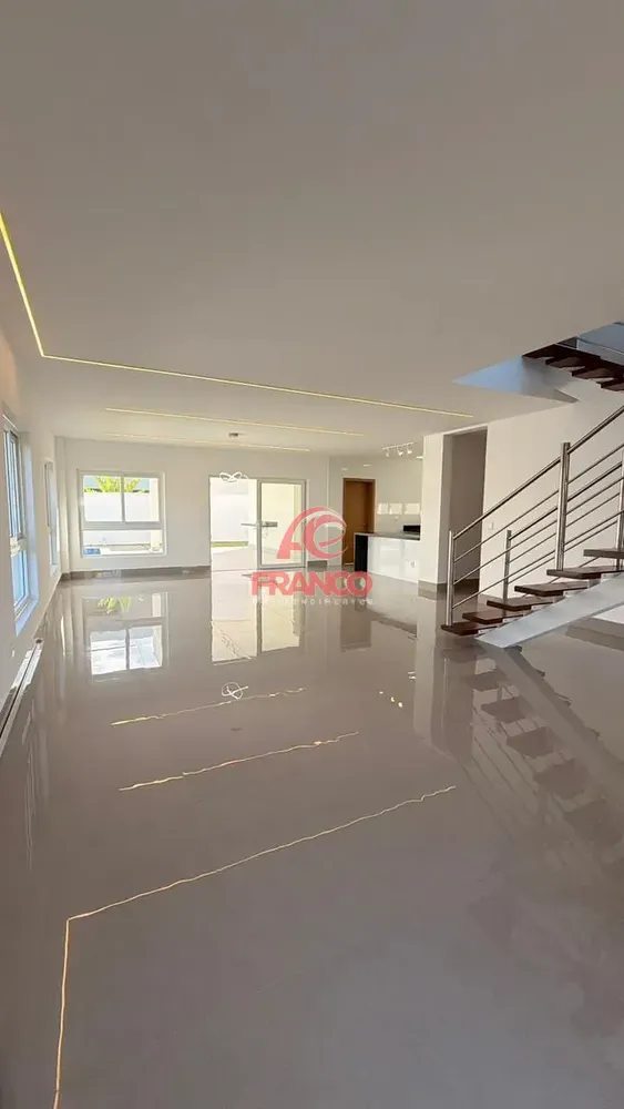 Casa, 4 quartos, 270 m² - Foto 2