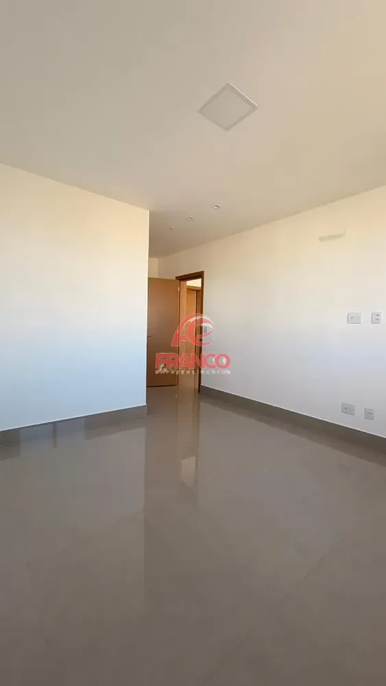 Casa, 4 quartos, 270 m² - Foto 10