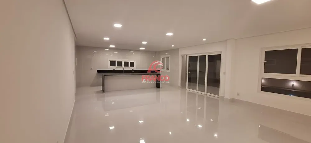 Casa, 4 quartos, 270 m² - Foto 3