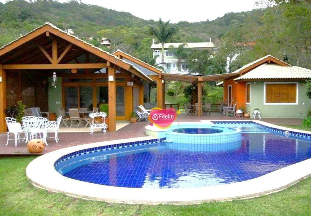 Casa, 7 quartos, 785 m² - Foto 1