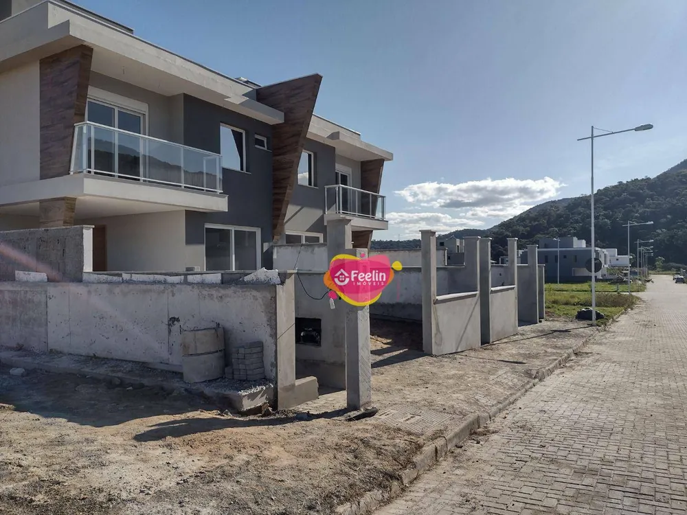 Casa, 3 quartos, 169 m² - Foto 1