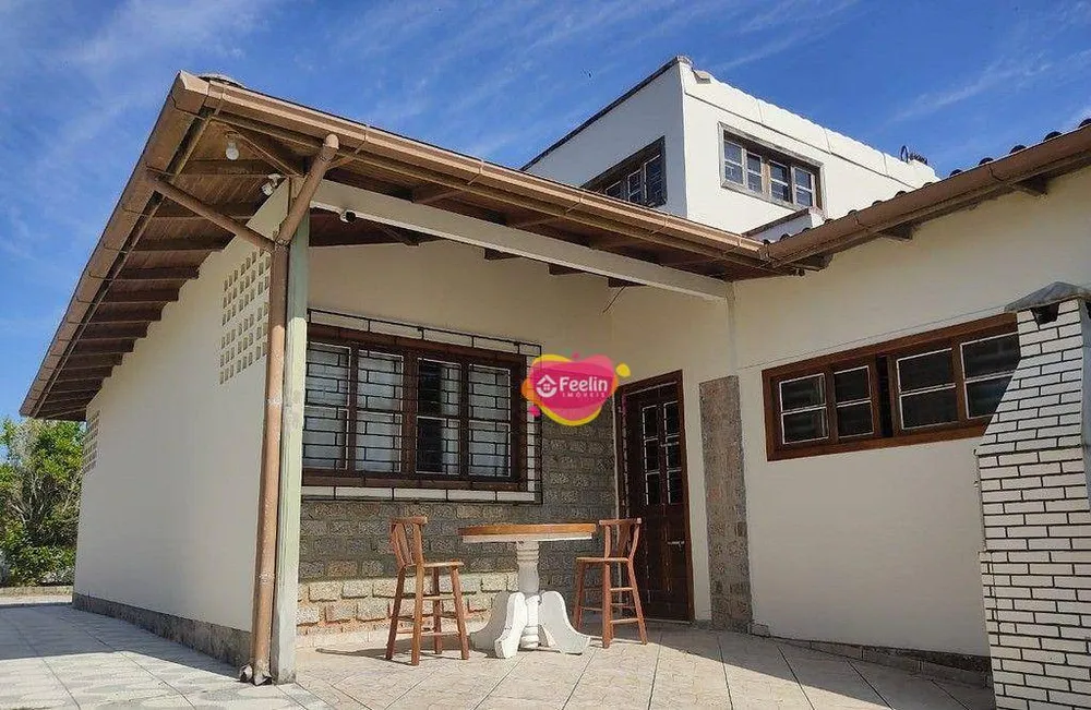Casa, 3 quartos, 232 m² - Foto 3