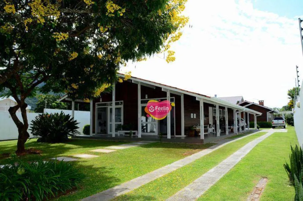 Casa, 4 quartos, 400 m² - Foto 1