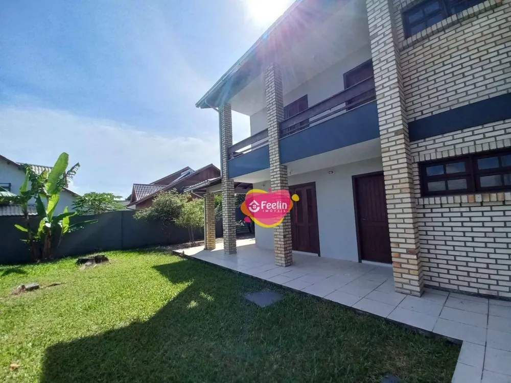 Casa, 4 quartos, 250 m² - Foto 1