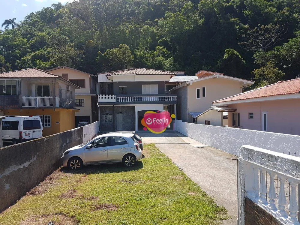 Casa, 5 quartos, 200 m² - Foto 2