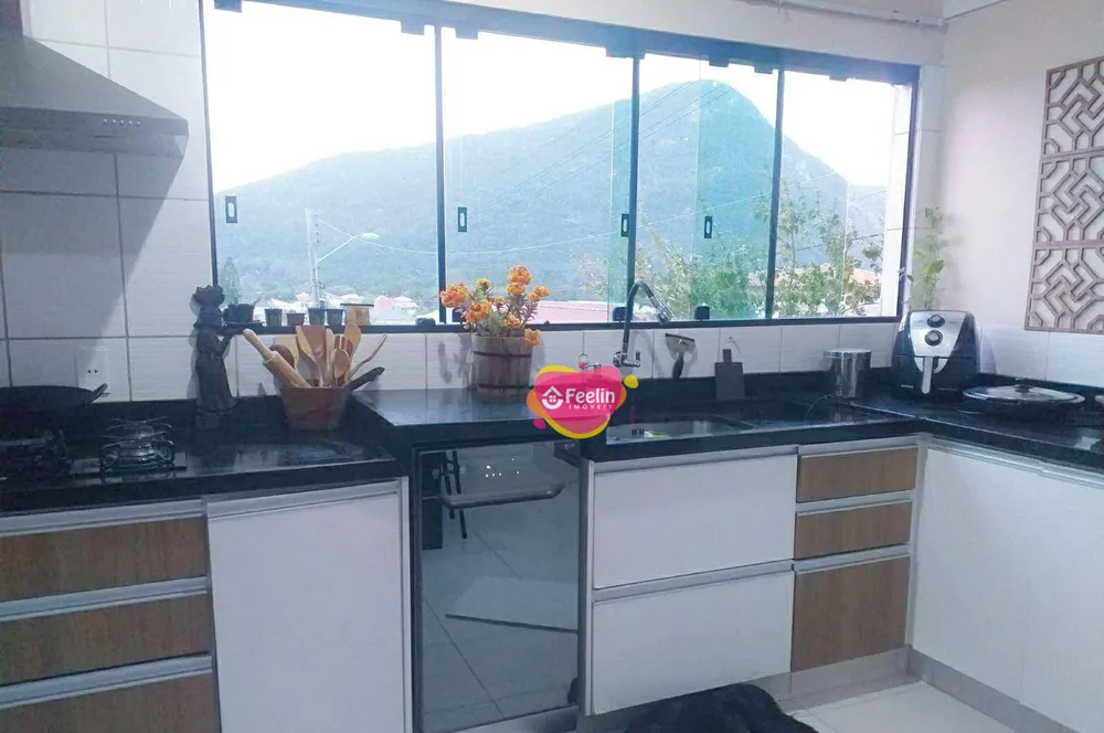 Casa, 4 quartos, 300 m² - Foto 3