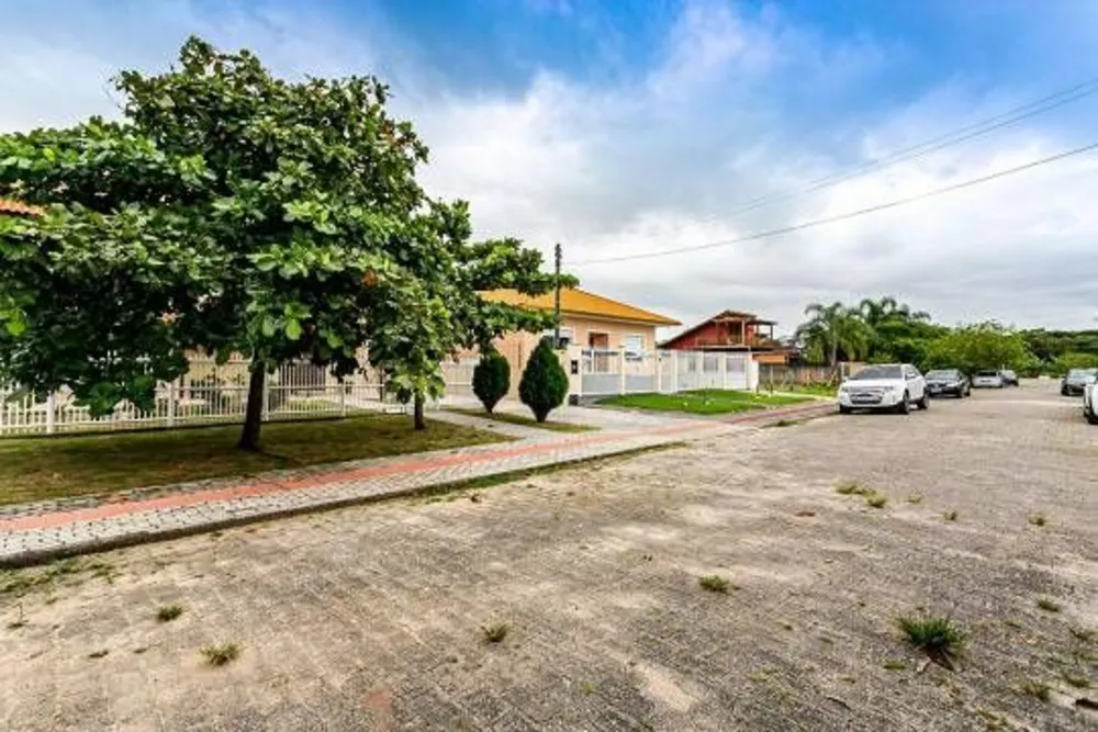 Casa, 4 quartos, 243 m² - Foto 2