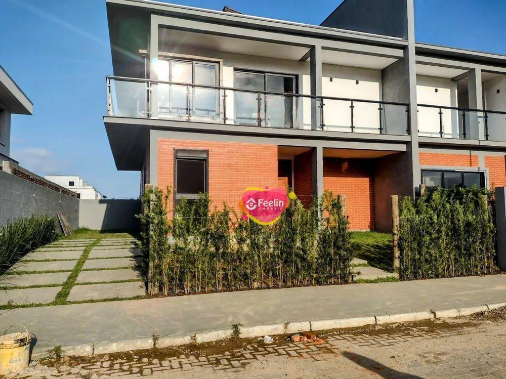 Casa, 3 quartos, 197 m² - Foto 1