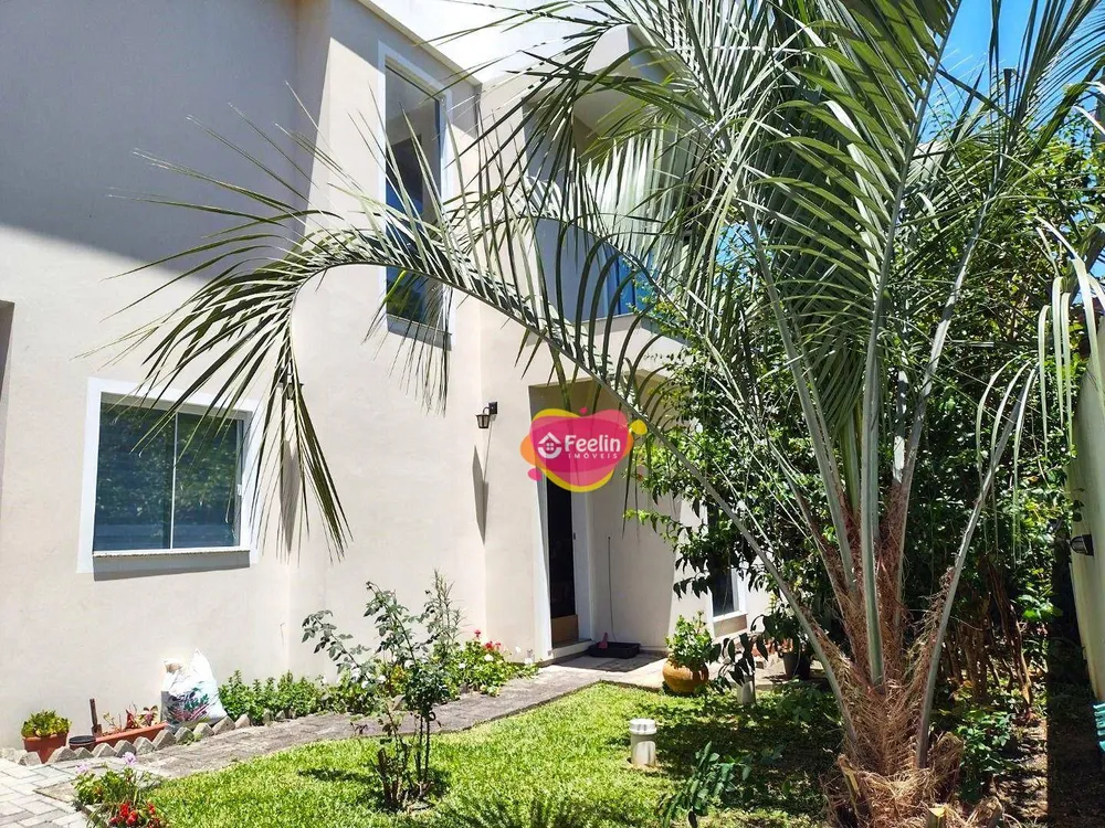 Casa, 3 quartos, 200 m² - Foto 1
