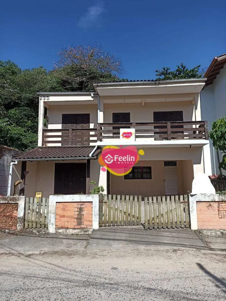 Casa, 5 quartos, 220 m² - Foto 3