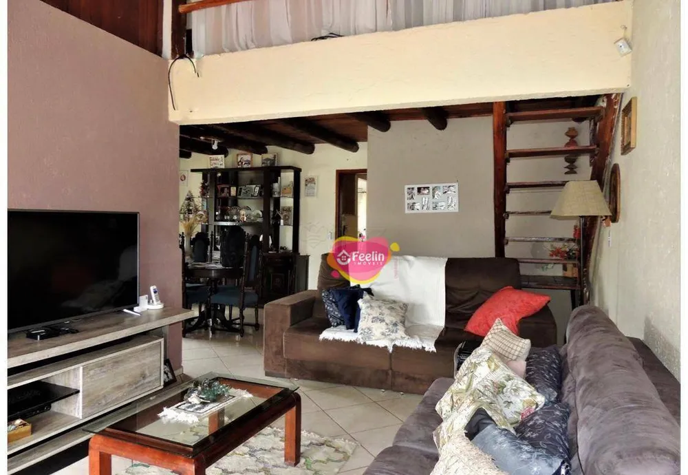 Casa, 8 quartos, 175 m² - Foto 4