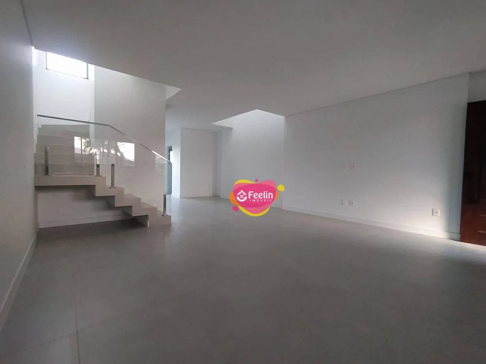 Casa, 3 quartos, 164 m² - Foto 3