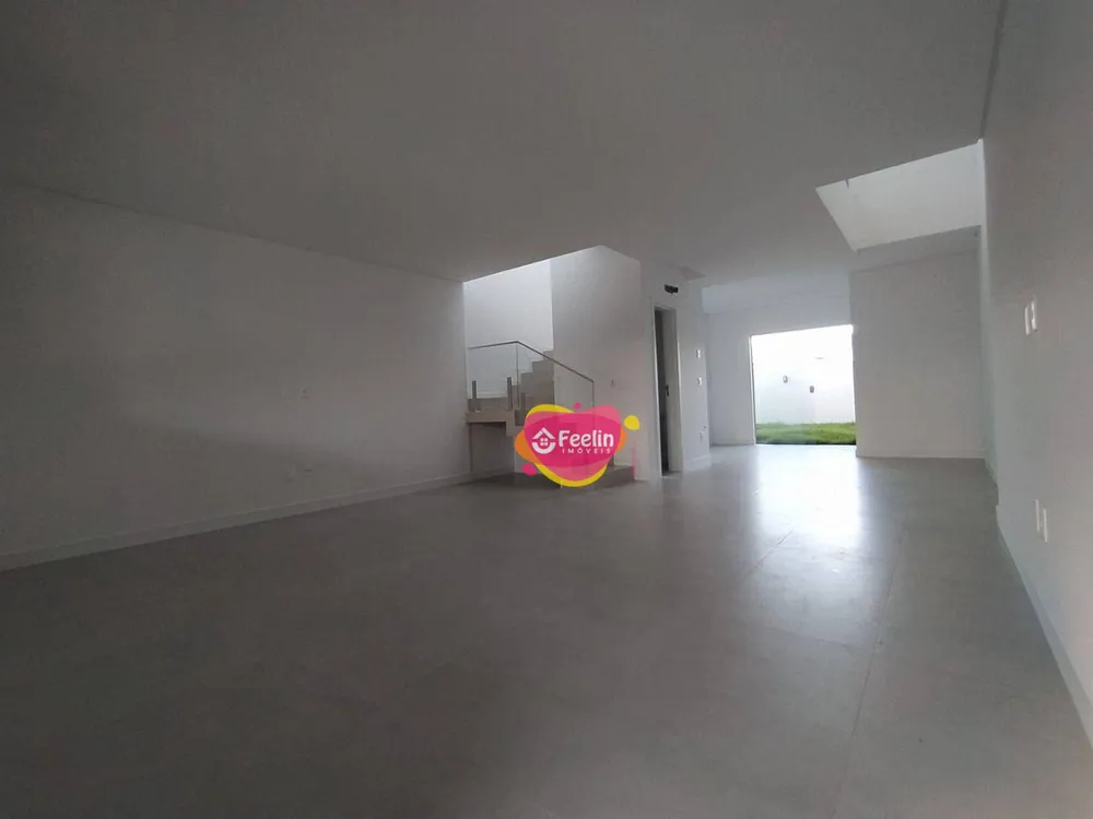 Casa, 3 quartos, 164 m² - Foto 2