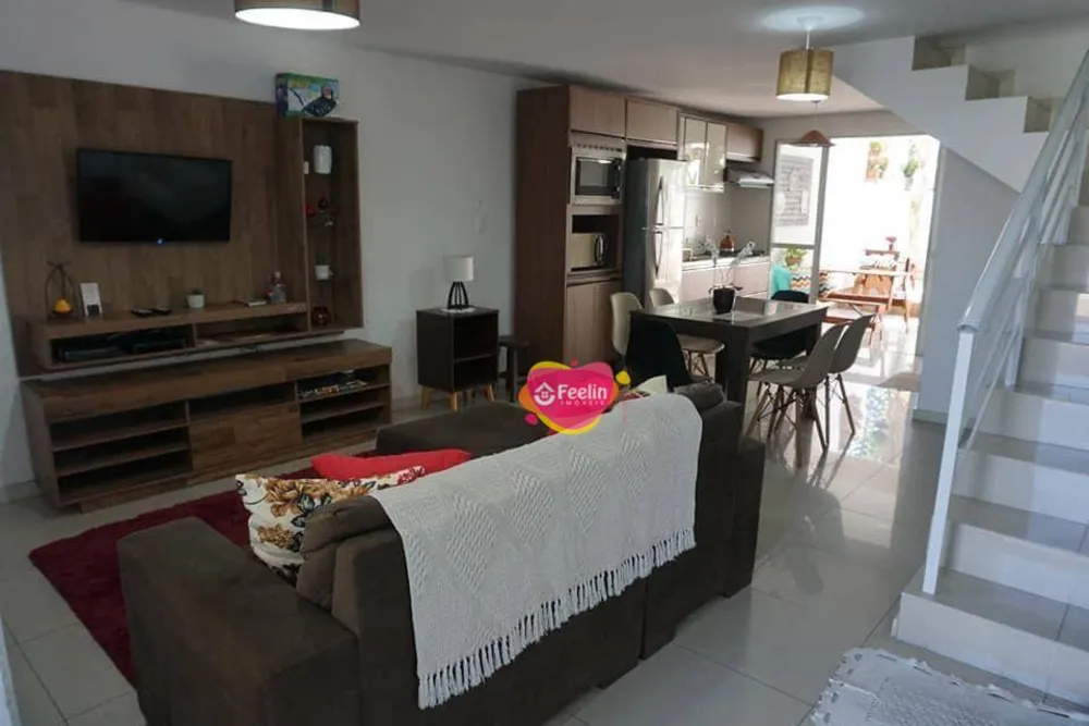 Casa, 3 quartos, 180 m² - Foto 2