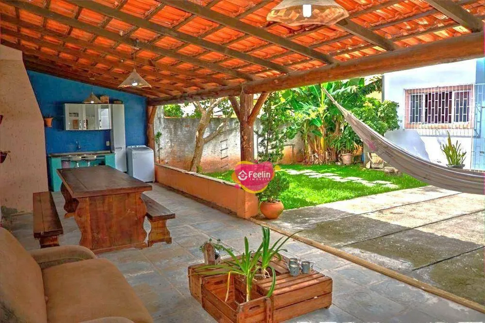 Casa, 3 quartos, 180 m² - Foto 1