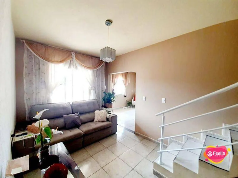 Casa, 5 quartos, 118 m² - Foto 2