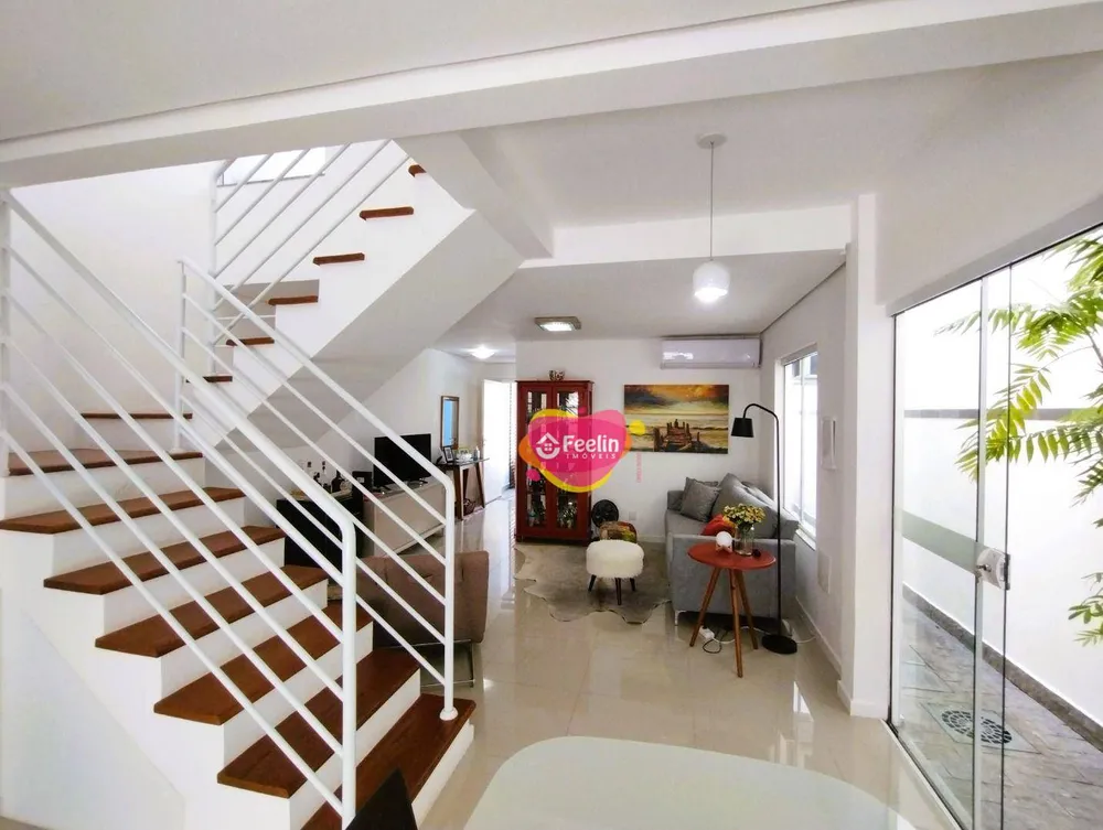 Casa, 3 quartos, 118 m² - Foto 1