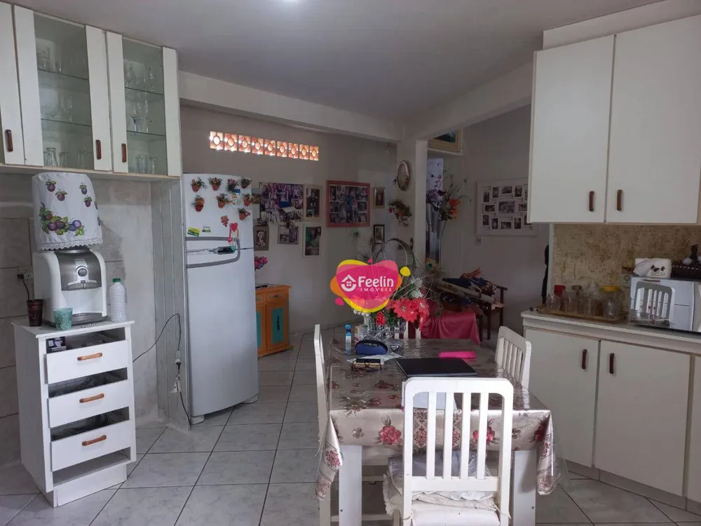 Casa, 5 quartos, 252 m² - Foto 3